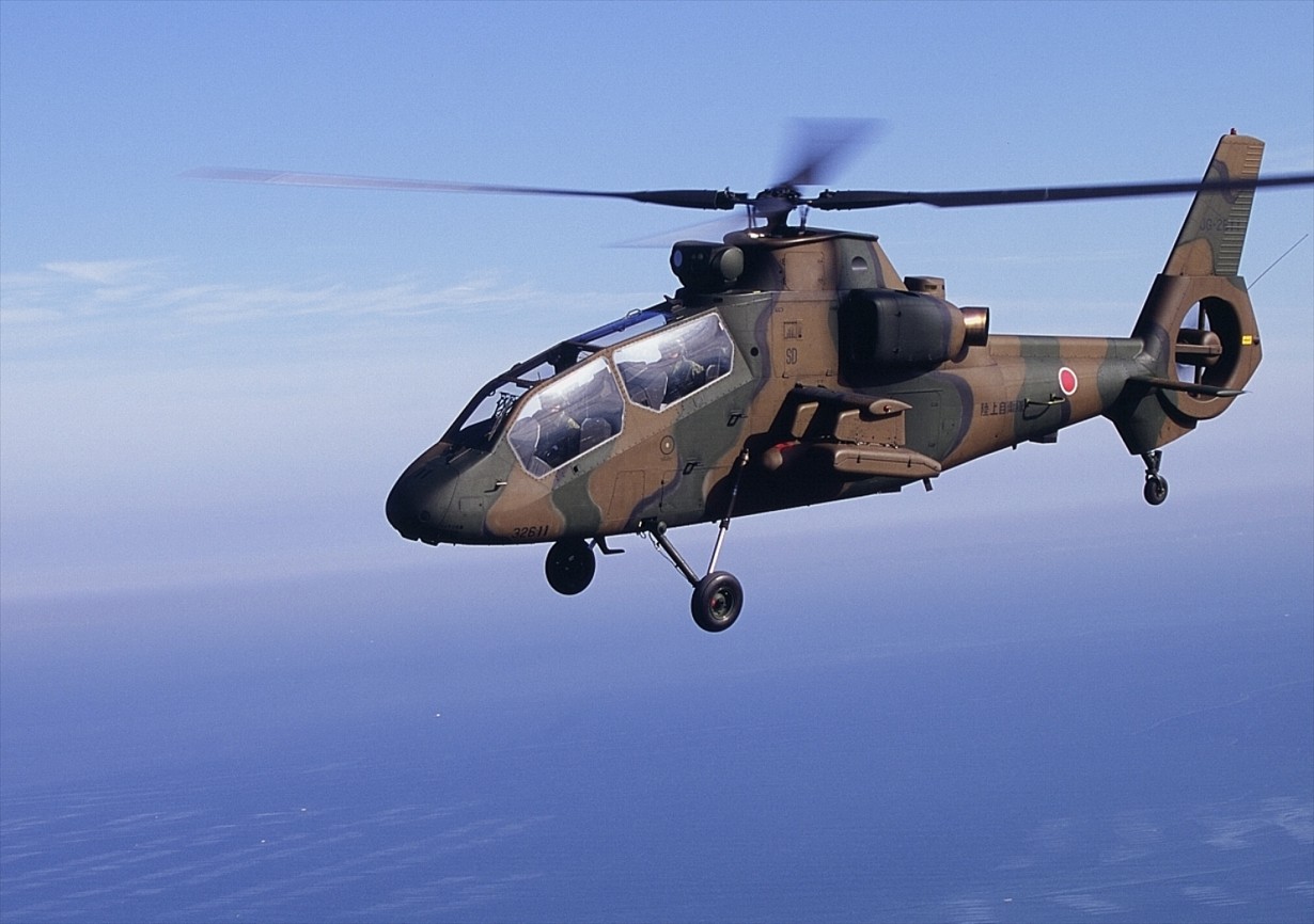 Лучшие ударные вертолёты современности | Kawasaki OH-1 Ninja

OH-1 Ninja — японский разведывательный вертолёт, выполняющий функции ударного. Создан группой компаний, в которую входят такие фирмы как Кавасаки Хэви Индастриз (КХИ), Мицубиси Хэви Индастриз, (MHI) и Фудзи Хэви Индастриз (FHI). Проектировался для нужд японской армии. Первый полёт совершил в 1996 году. В 2000 году японские военно-воздушные силы приняли OH-1 Ninja на вооружение.