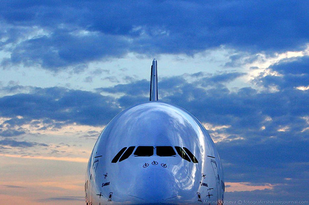 11 лет самому большому пассажирскому самолету | Я впервые увидела в видоискатель A380 меньше чем через два месяца после его первого полета — 13 июня 2005 на авиасалоне в Ле Бурже.